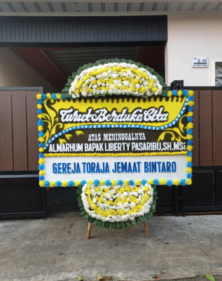 Papan Bunga Duka di Mimika Barat Tengah
